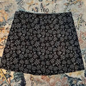 RIP SKIRT Hawaii True Wrap Size Medium Black Gray EUC Surf Convenient Beach